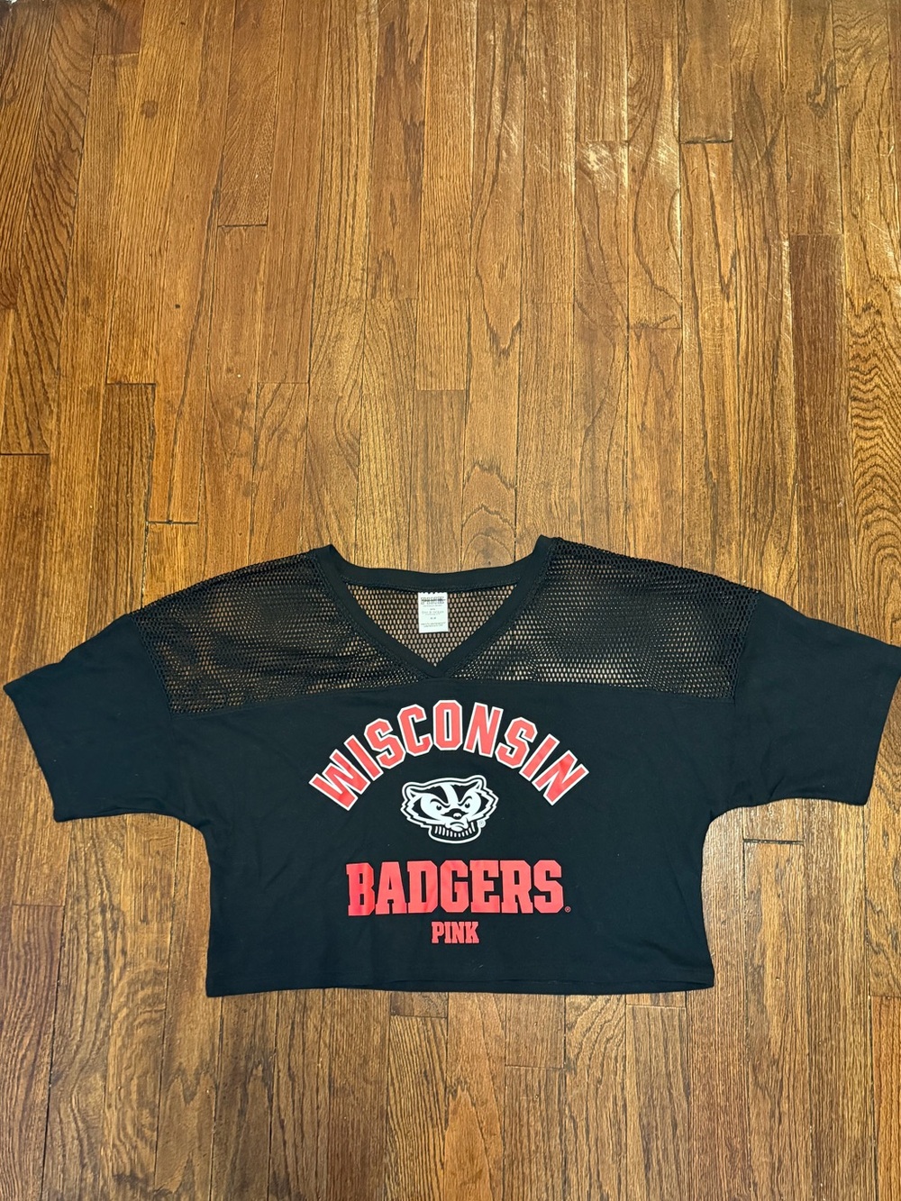 PINK Victoria’s Secret Wisconsin Badgers Mesh Crop Top Size Medium